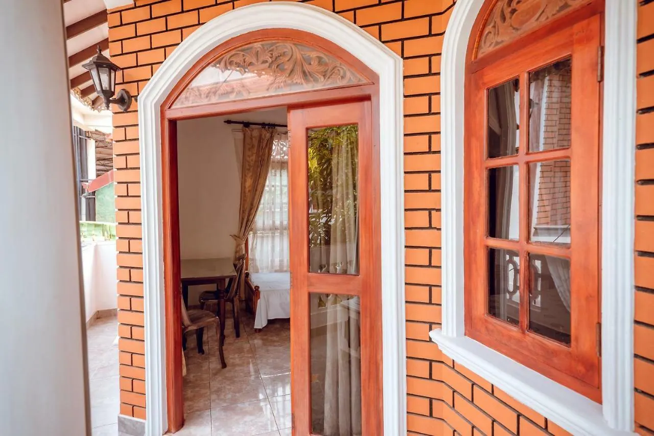 Village Inn Resort Negombo