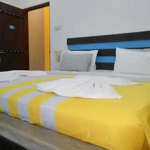 Hotel Le Petit & Restaurant